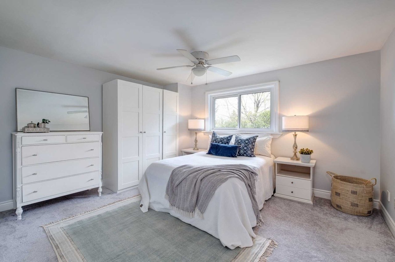 54 Lockton Cres