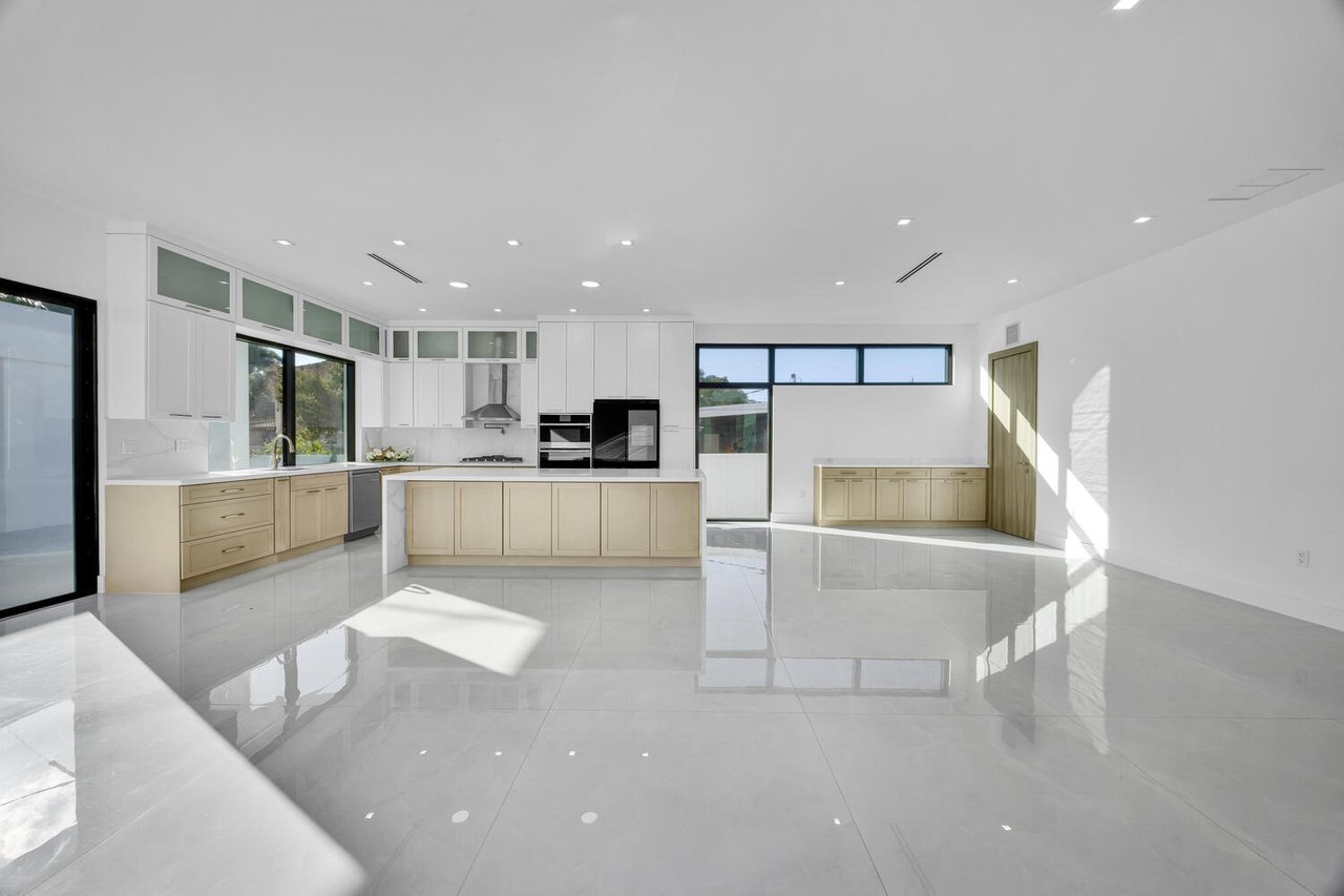 Modern New Construction in Miami Springs