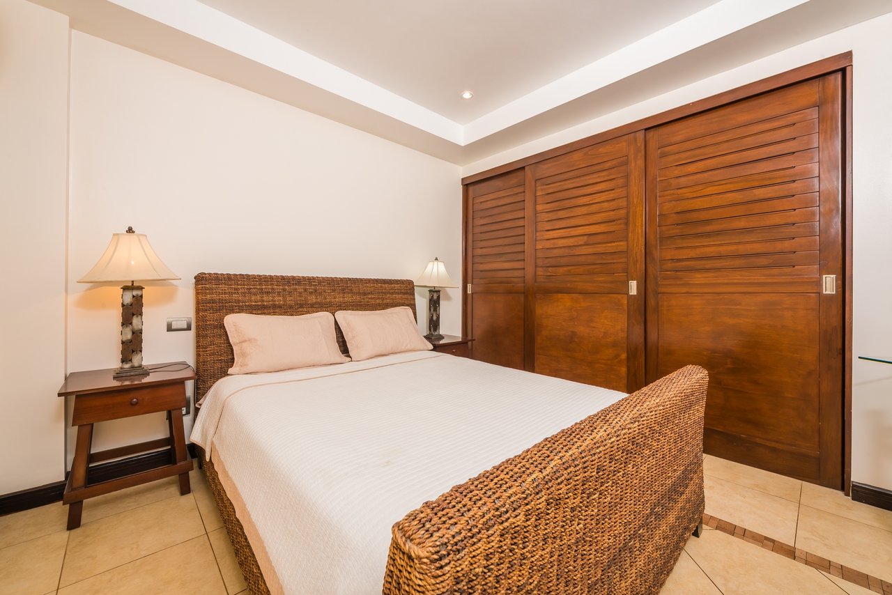 Naxos #8 | Modern Ocean-View Residence Steps from Playa Langosta