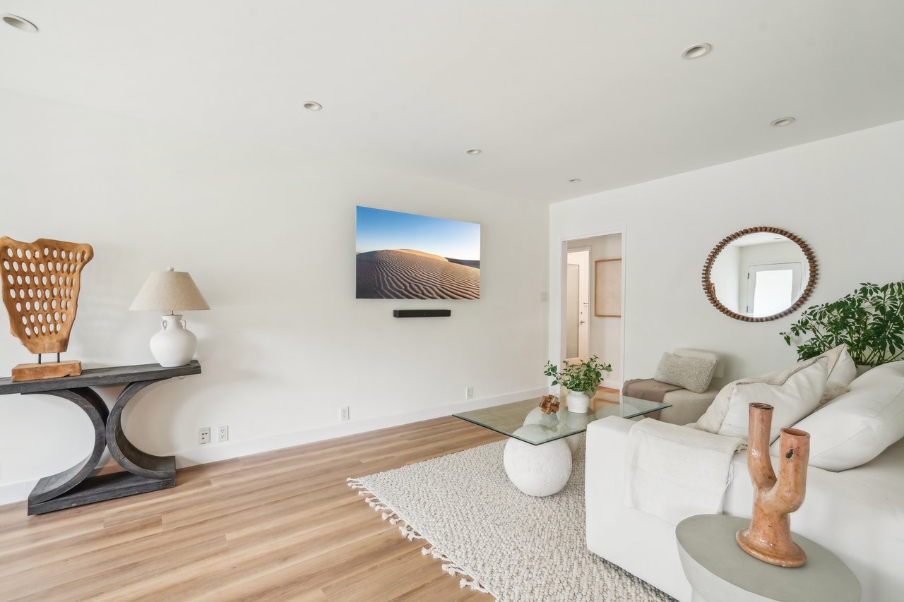 10944 Stever St, Culver City