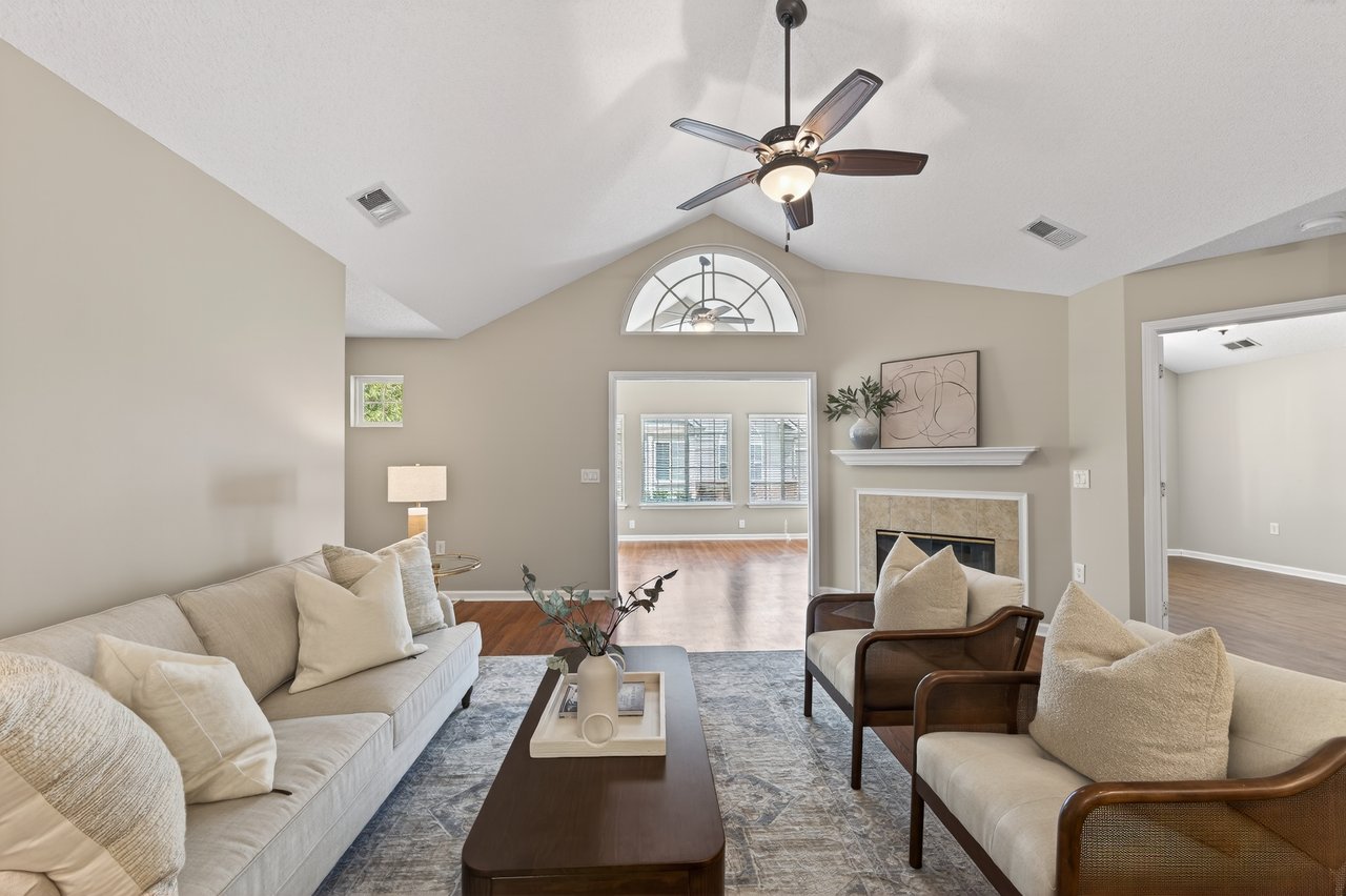 1200 Sweet Apple Circle