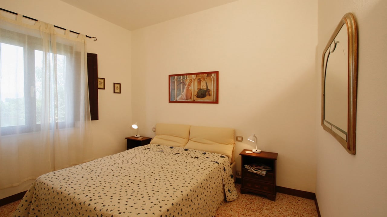 VILLA DI MEZZO