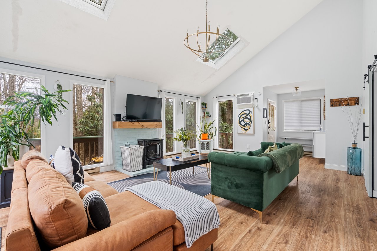 112 Crazy Horse Court