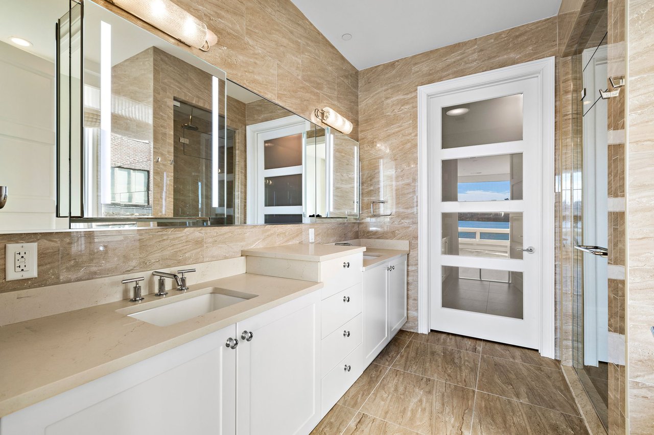 9 SOMERSET LANE Unit: 222