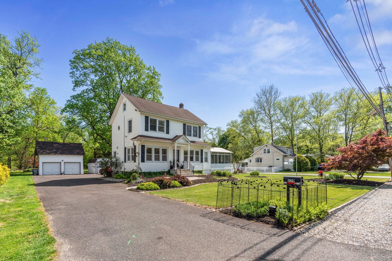 229 Greenbrook Road, Greenbrook NJ, Beautiful Colonial Home Tour