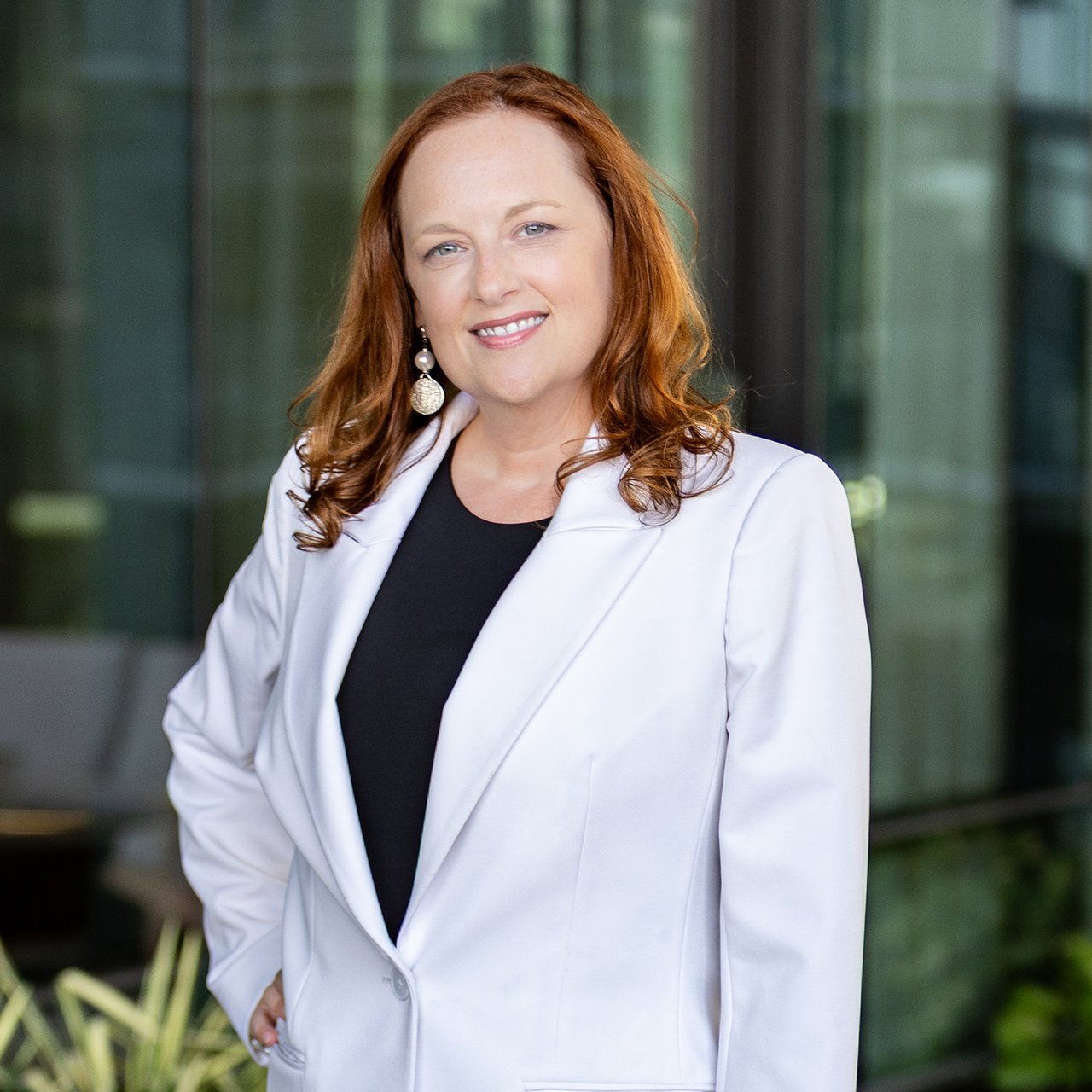 Headshot of Jeanie Fowles, Nashville real estate agent at Stormberg Group at Compass