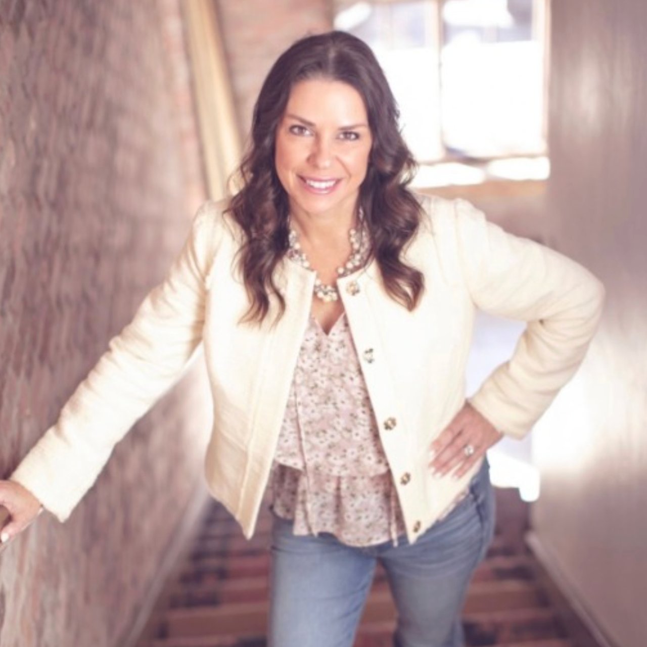 Jennifer Elliston Moore, OK Real Estate Agent Headshot