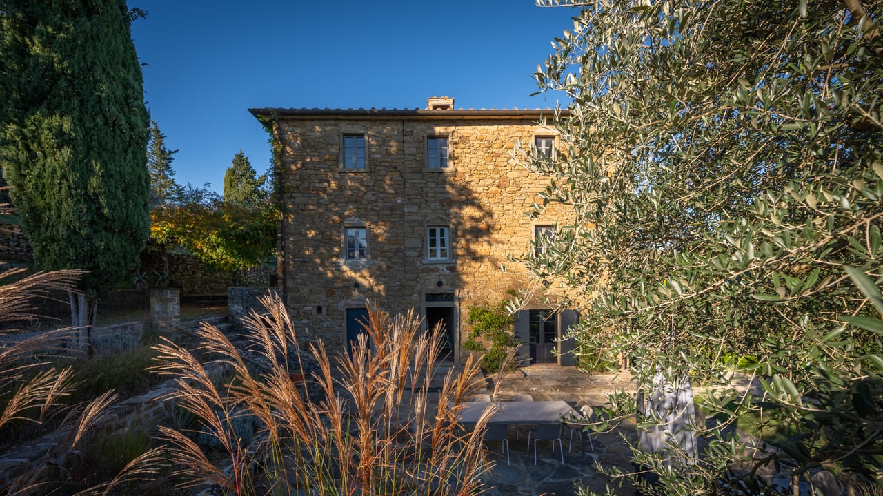 VILLA DESIGN