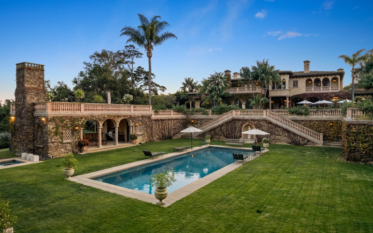 2733 Sycamore Canyon Rd