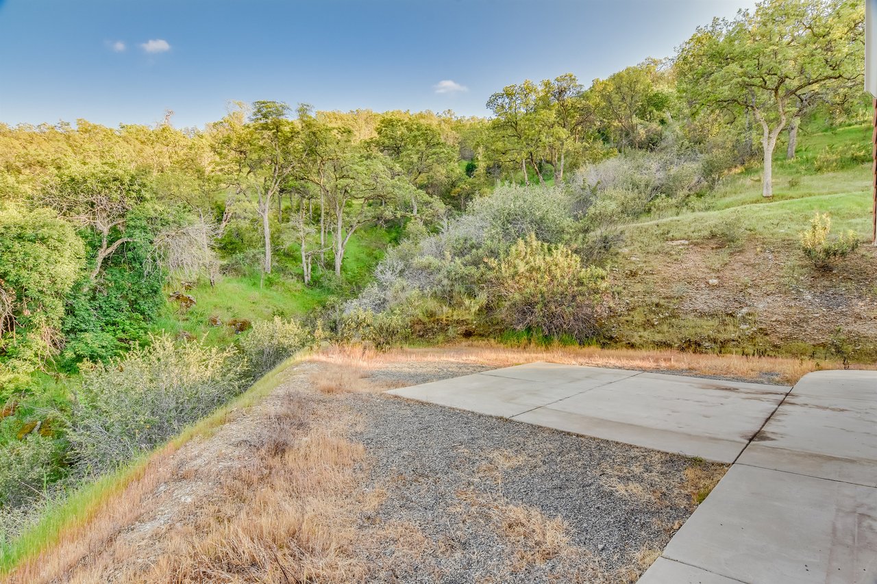 27557 Paradise Valley Lane Clovis California 93619