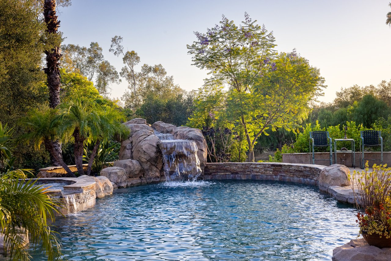 15275 Eastvale Rd
