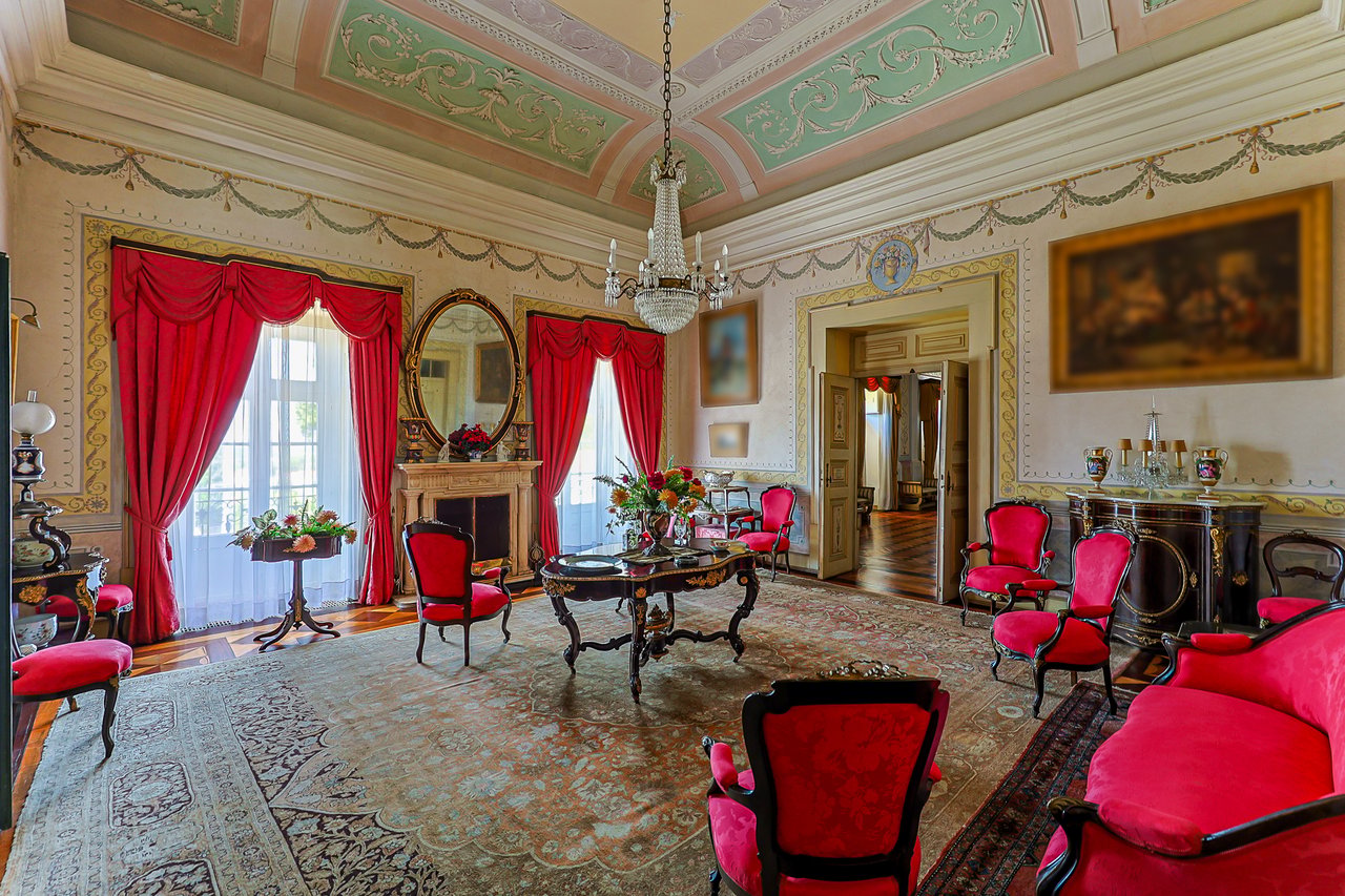 Magnificent 17th-Century Palace with  76,400 m² Estate Near Coimbra