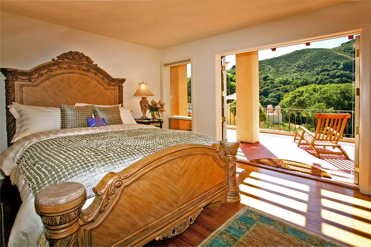 350 Calle De Los Agrinemsor