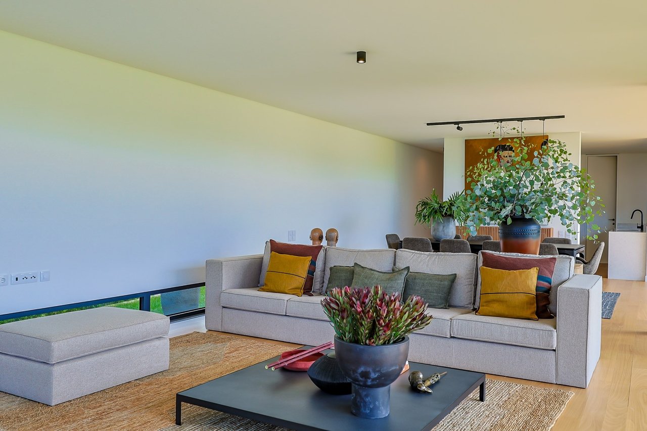 Japanese-Inspired Villa in Bom Sucesso Resort, Óbidos