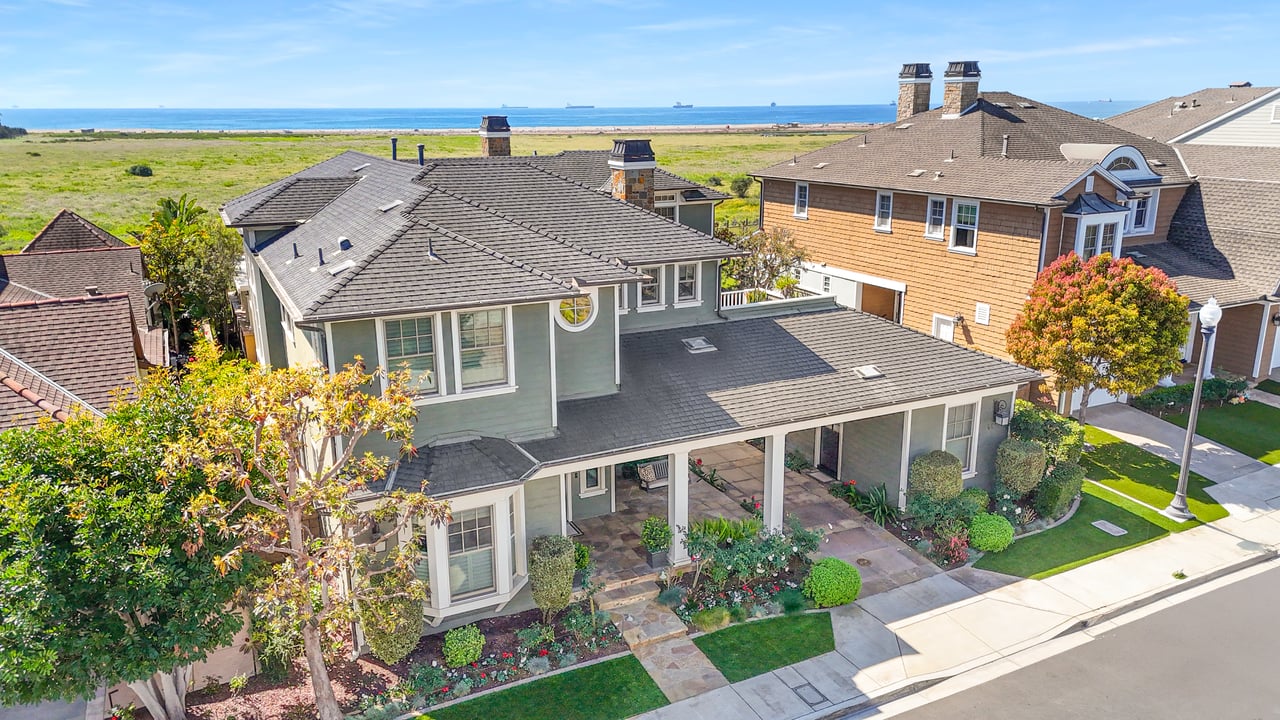 4492 Oceanridge Dr, Huntington Beach