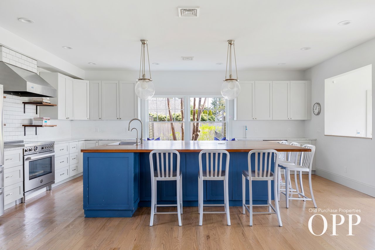 Waterview Getaway for the Ultimate Paddler