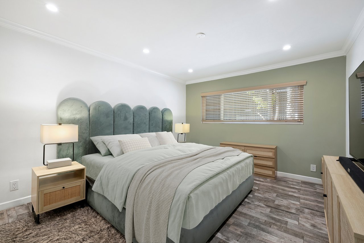 1734 N. Fuller Avenue, No. 209