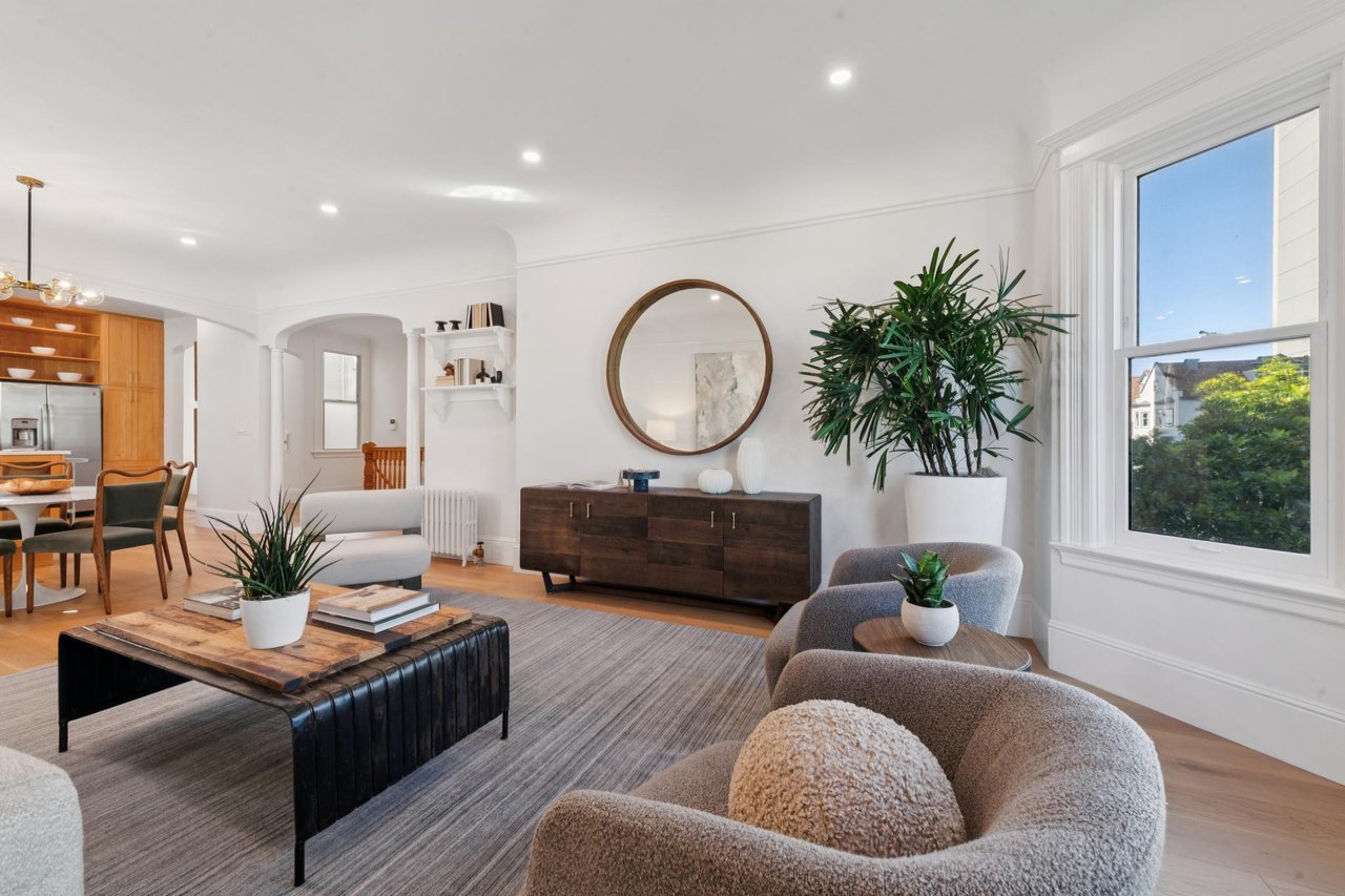 1845 Leavenworth #202