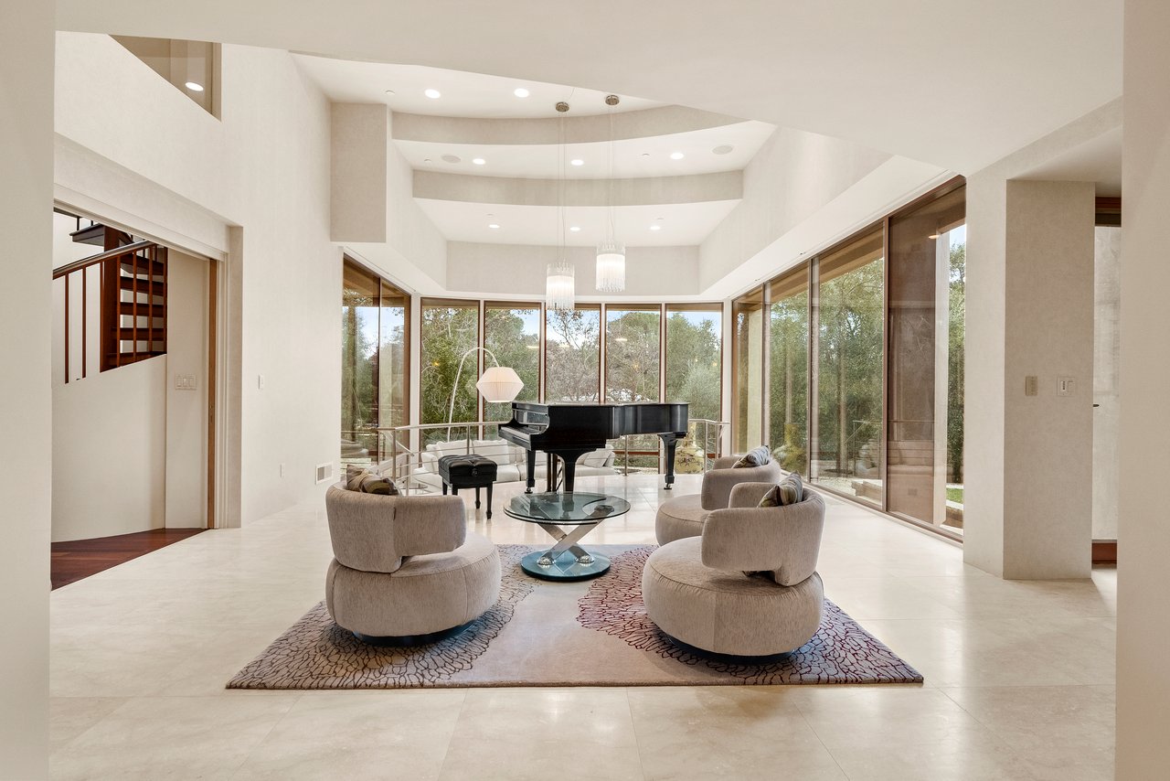 11481 Magdalena Rd