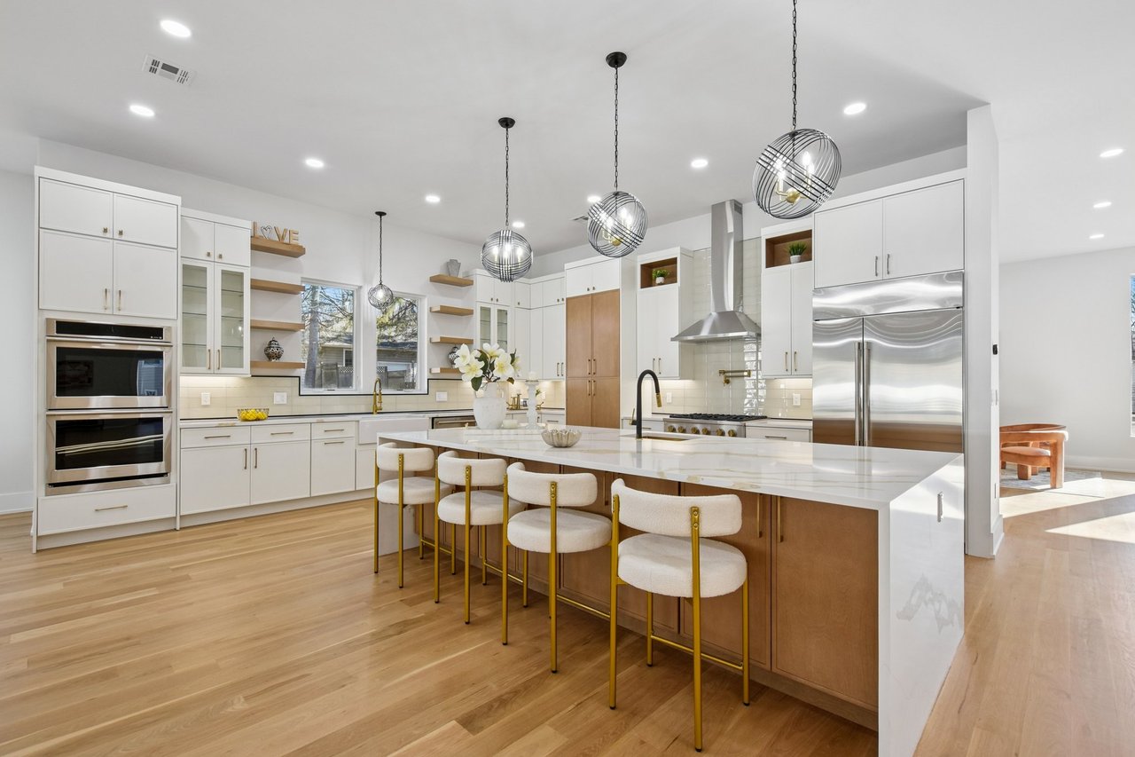 19 Highlander Dr