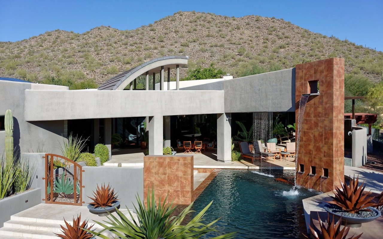 Mountains Edge