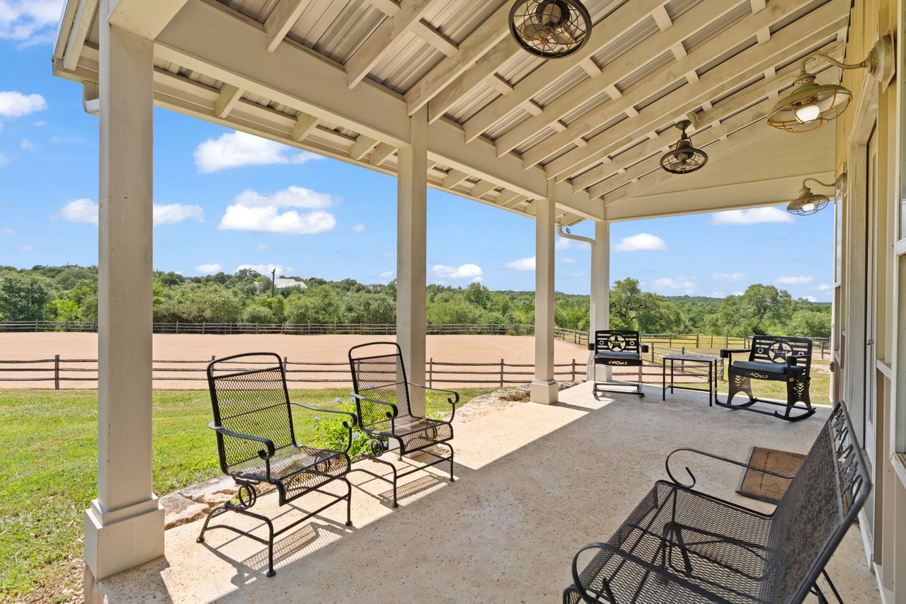 1457 Avenida High View