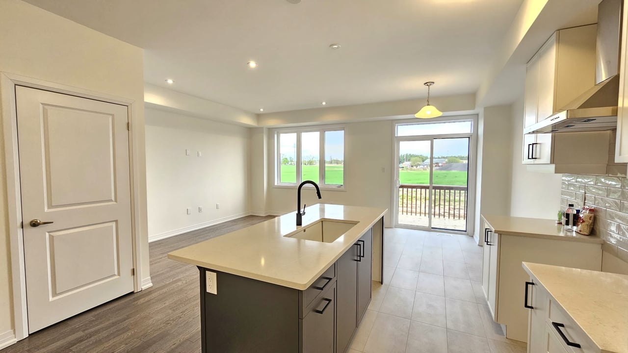 15 Peach Street Unit: 8