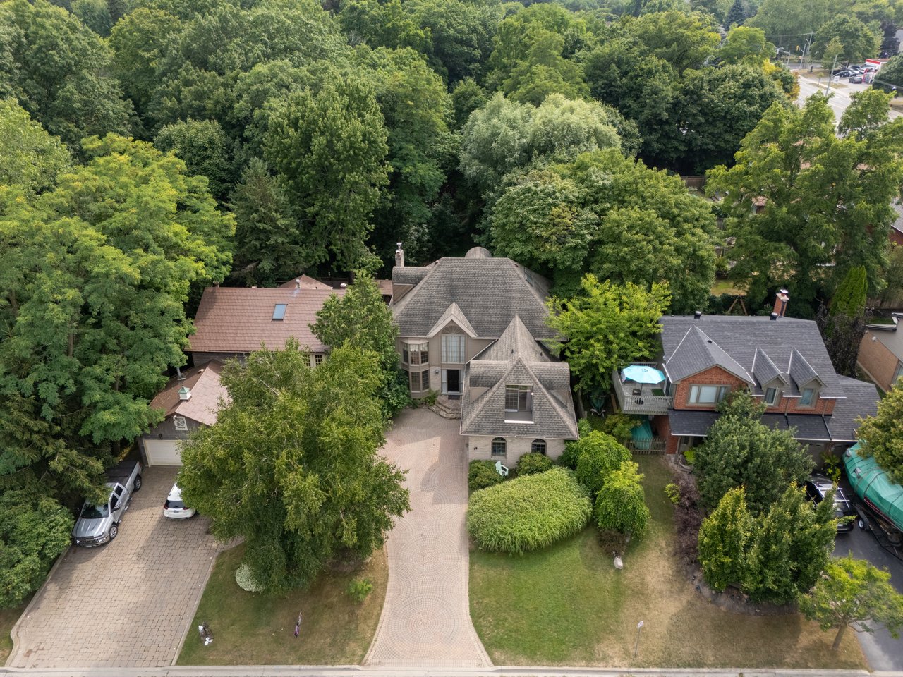 78 West River Street, Oakville