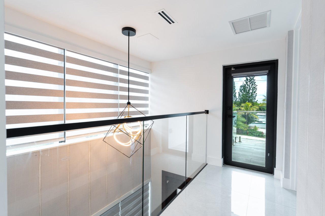 5601 N ocean