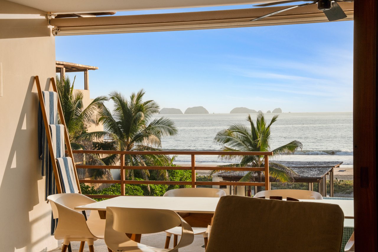 Marea Beachfront Villa C13