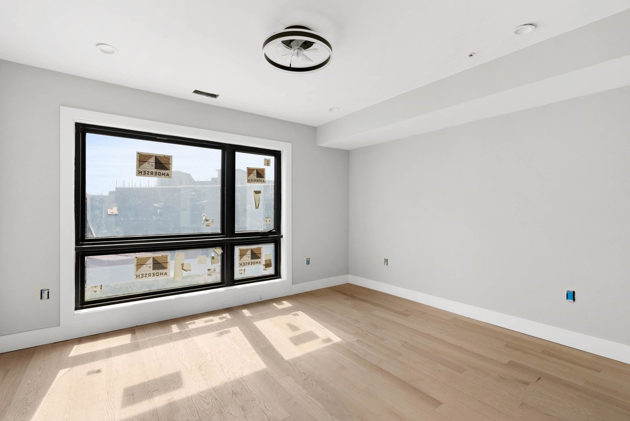 832 Cameron St, Philadelphia, PA 19130