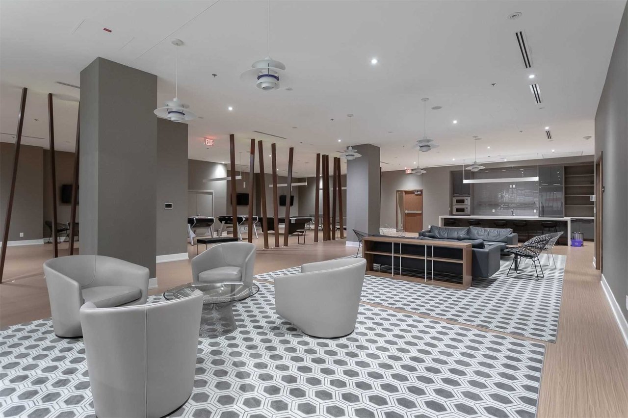 The Foxbar Suite 804