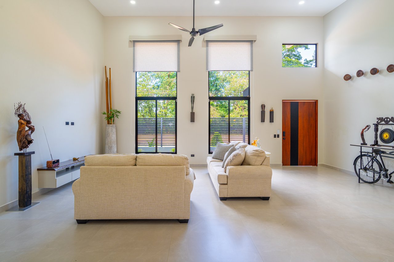 River Bend Estates, 3 Bedroom Masterpiece.