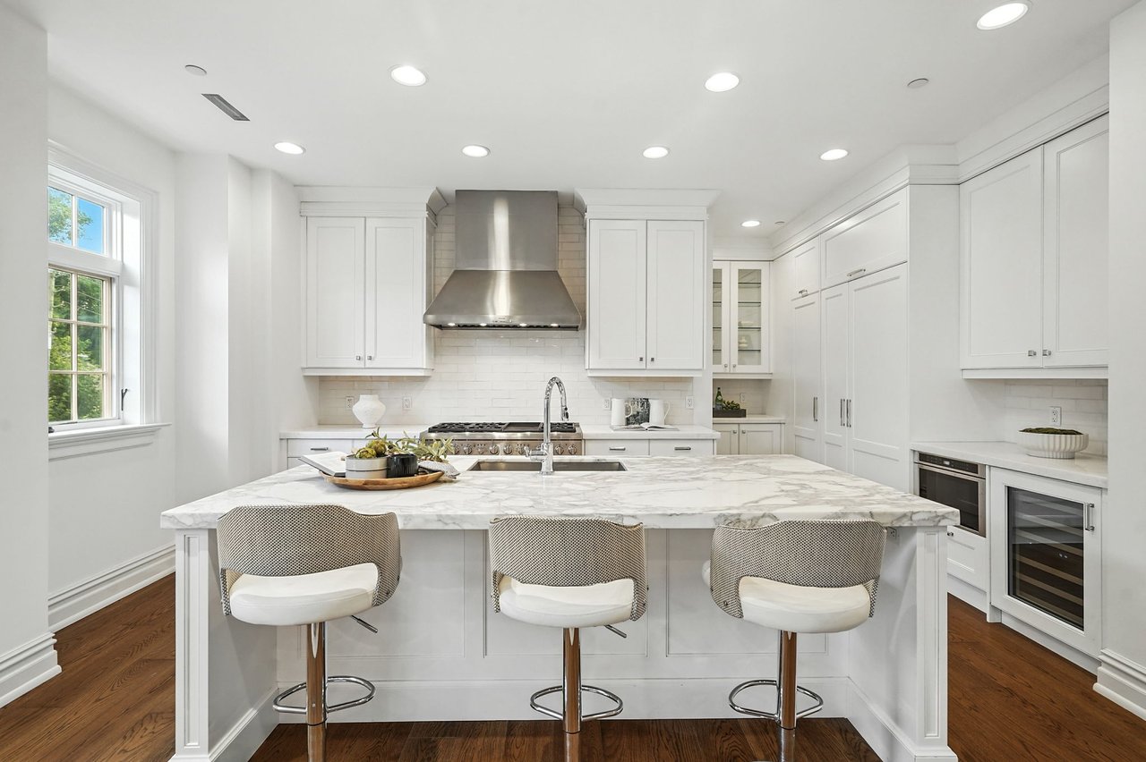 2 Weaver Street, Unit 9