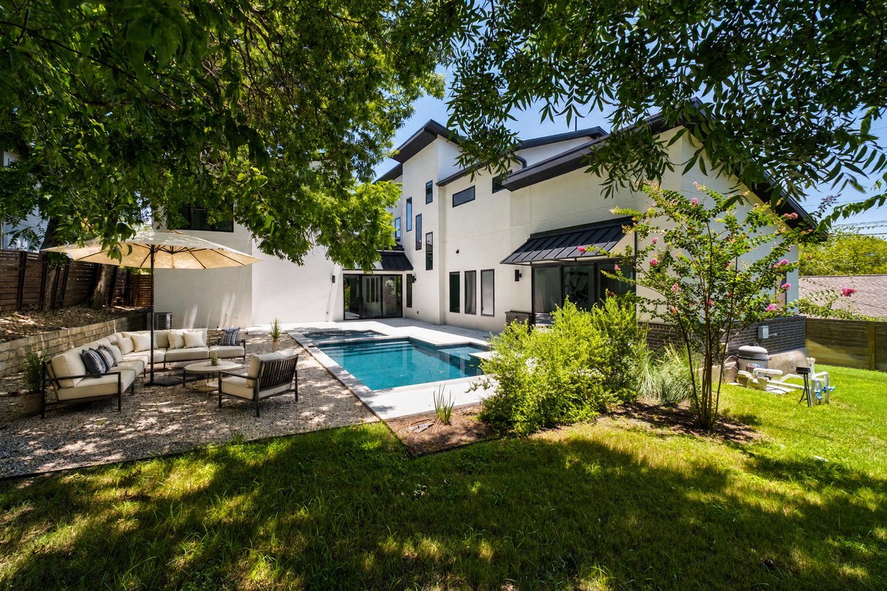 1119 Fairmount Ave