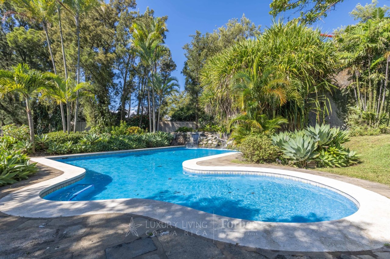 1278 - Valart Estate - An oasis in the city with mixed land use in Real Cariari