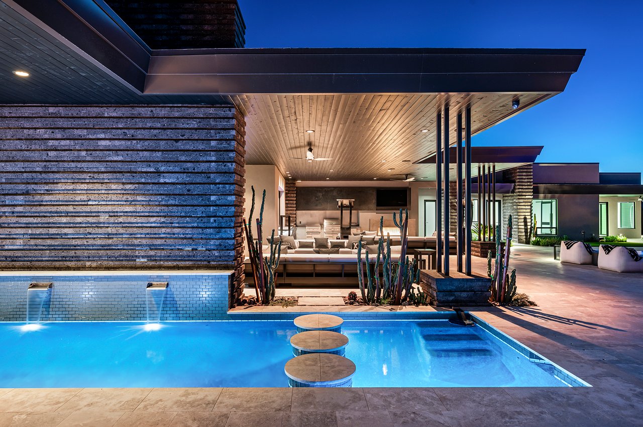 10784 E PINNACLE PEAK Road