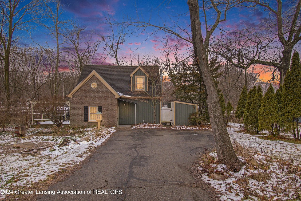 2343 Hamilton Rd