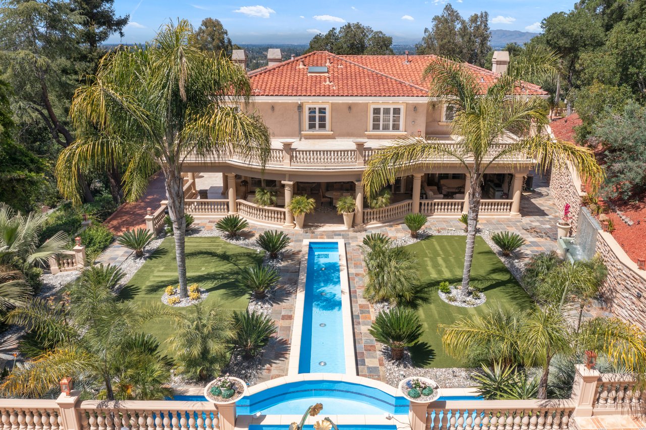 16840 Cypress Way