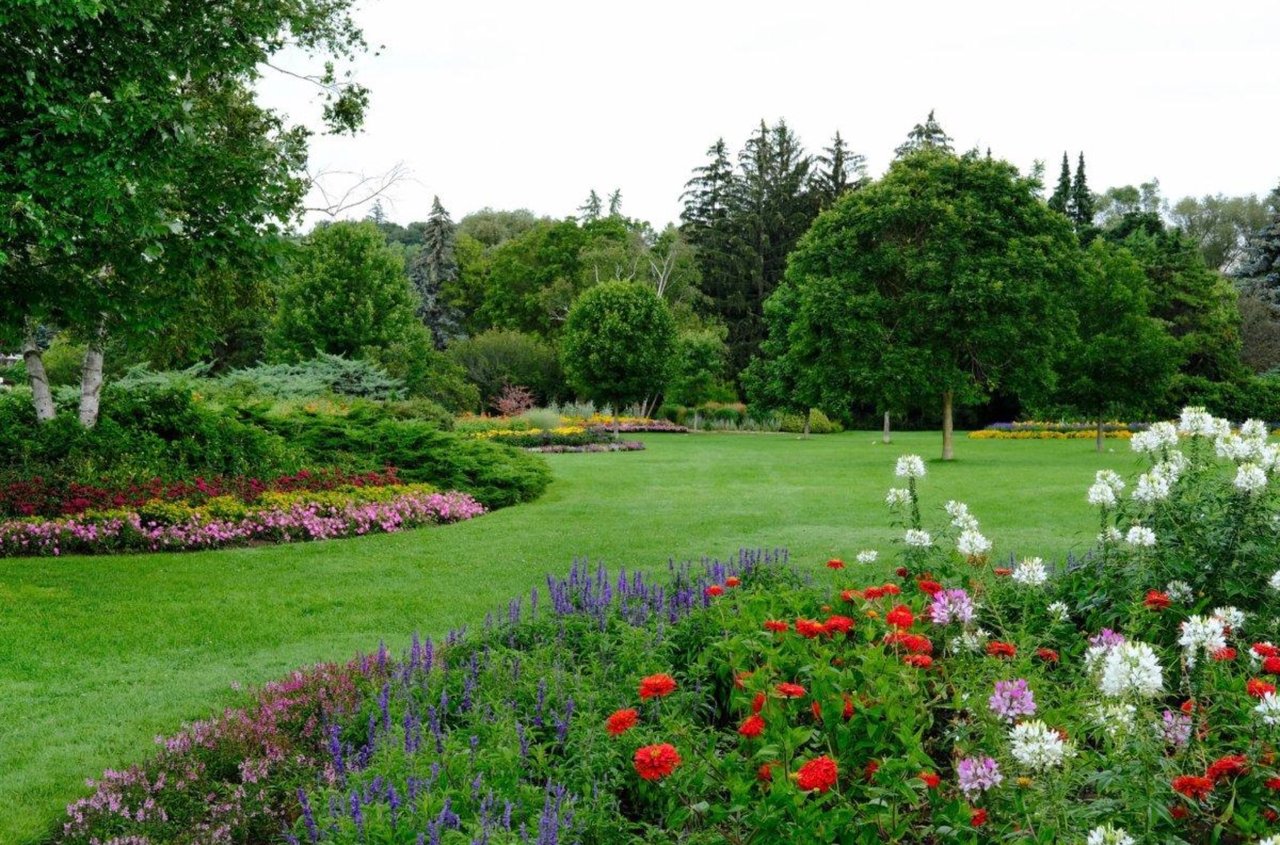 Living in Etobicoke’s Most Desirable Neighbourhoods: Old Mill & Edenbridge–Humber Valley