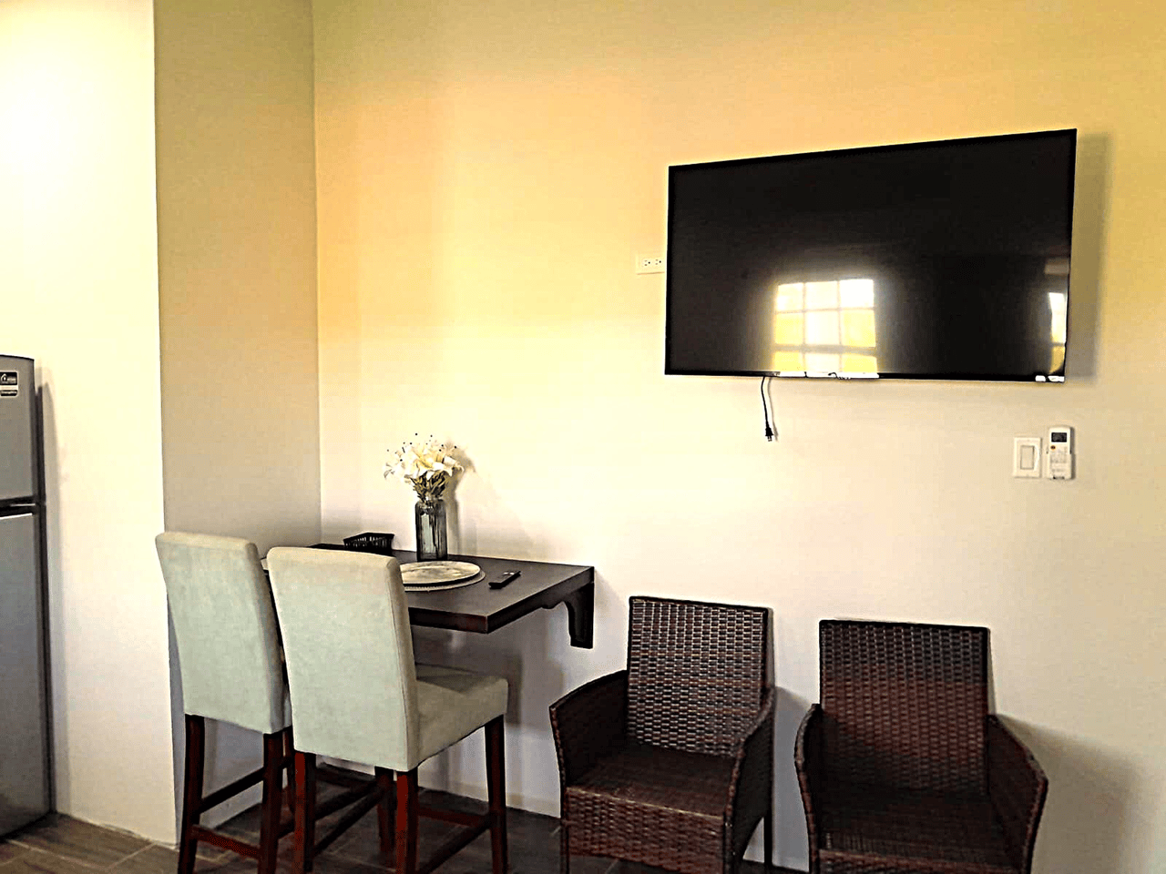 Suburban Comfort 1 bedroom apartment