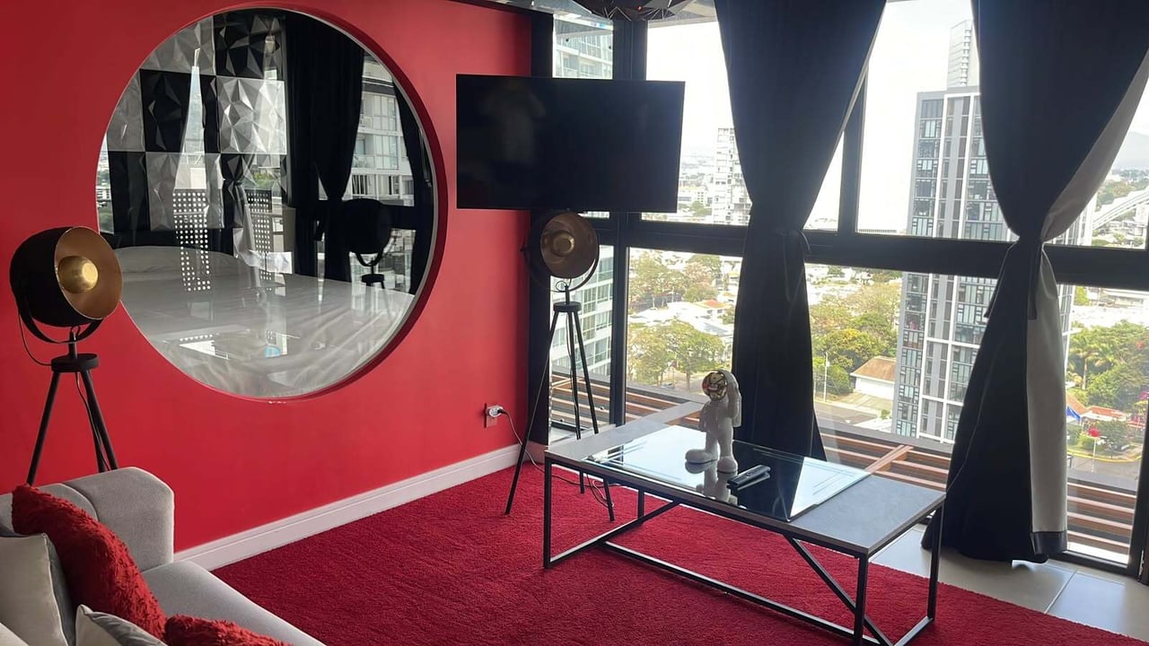 Sky View Furnished Condo, Sabana and Rohrmoser, San Jose