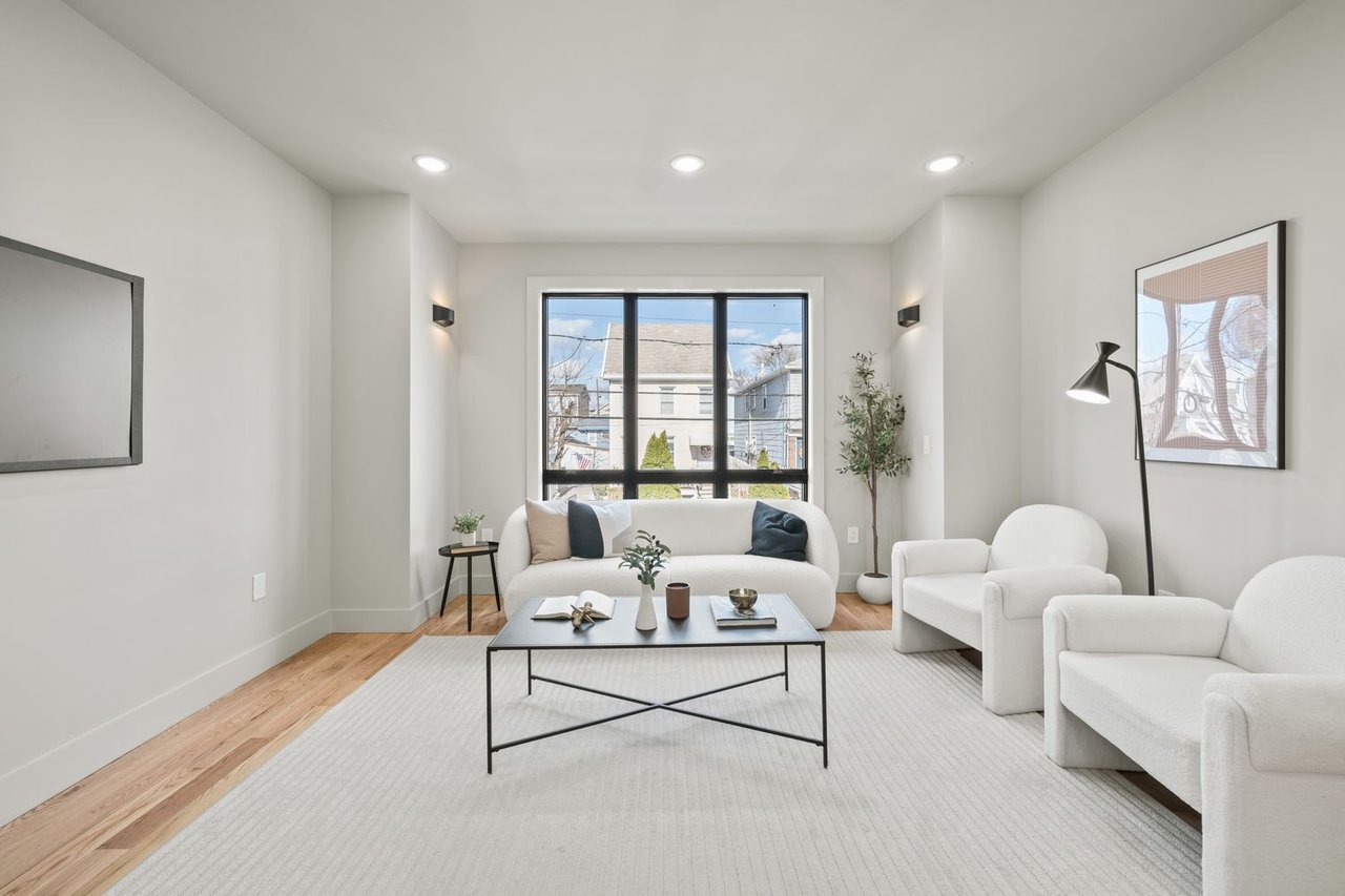 279 Pearsall Ave, Unit 1