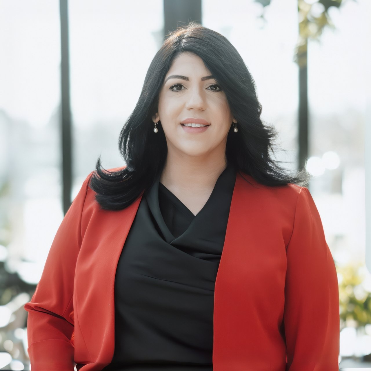 Lena Matariyeh Orland Park, IL Real Estate Agent Headshot