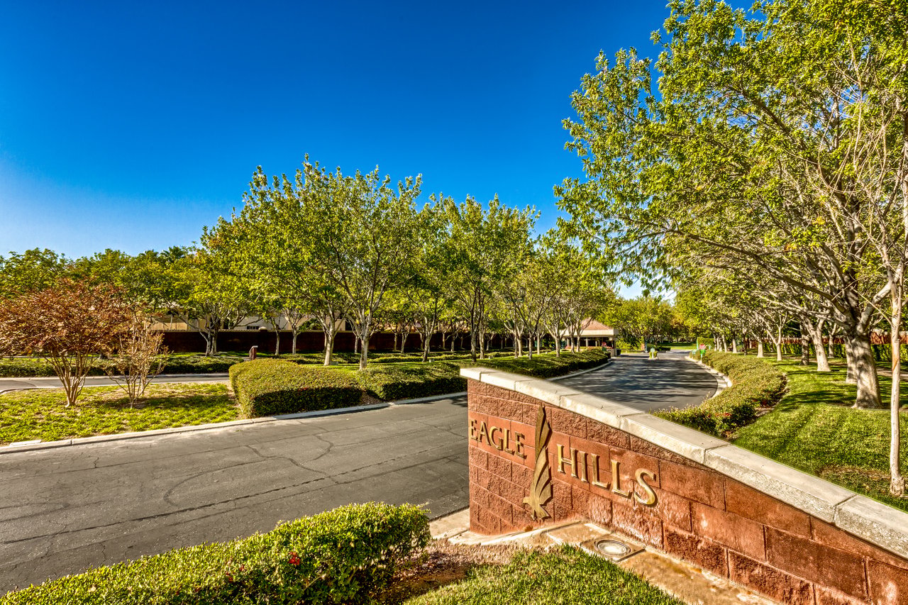 Eagle Hills 