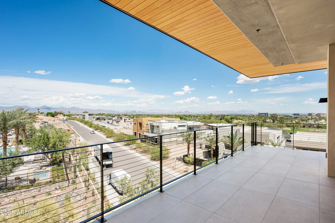 5000 N Camelback Ridge RD 410