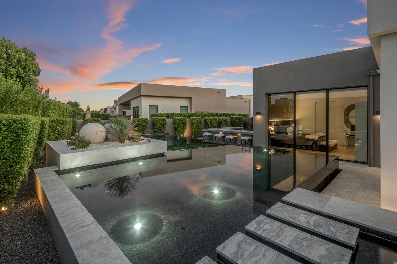 6914 E Cactus Wren Road