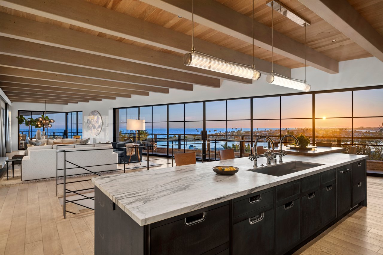 2804 Ocean