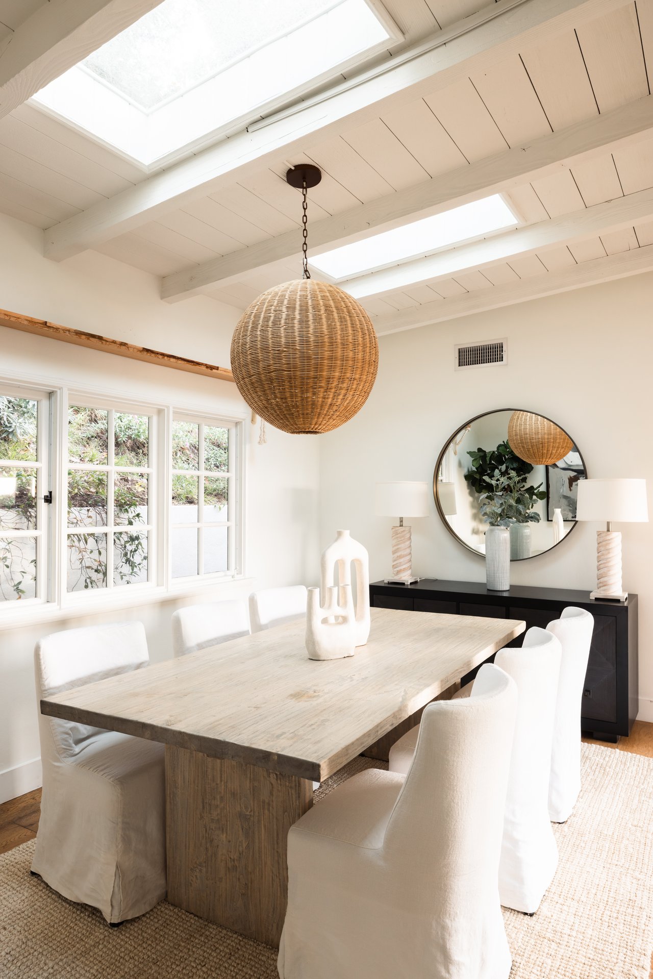 3646 Sunswept Dr, Studio City