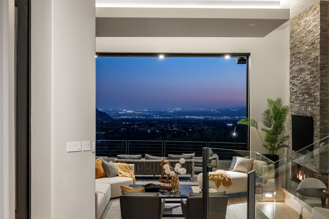 10040 E Happy Valley Road, 1039, Scottsdale Unit: 1039